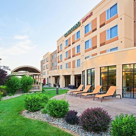 Courtyard Louisville Northeast Esterno foto