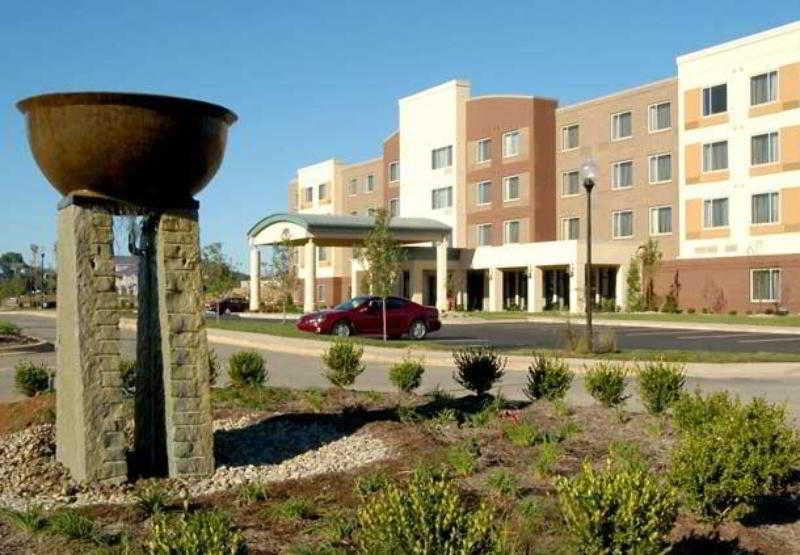 Courtyard Louisville Northeast Esterno foto