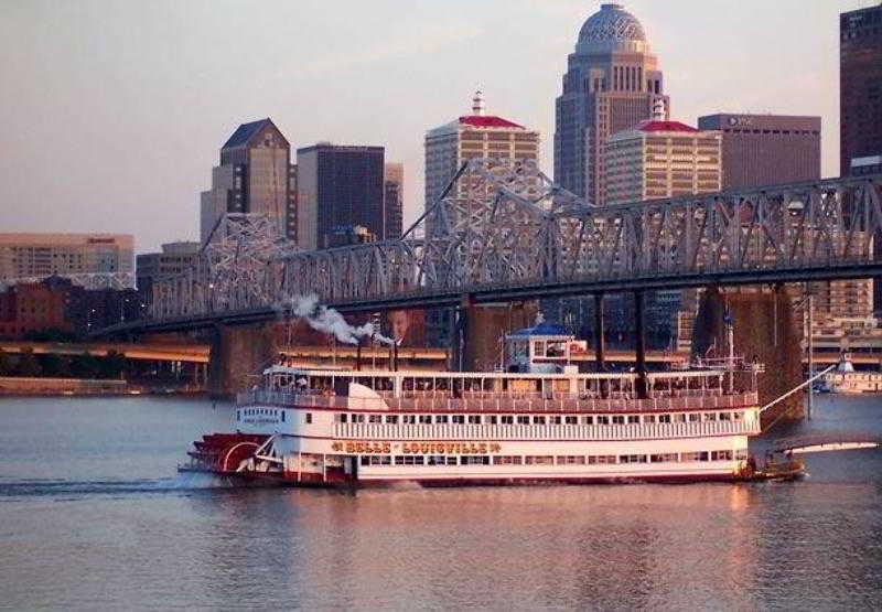 Courtyard Louisville Northeast Esterno foto