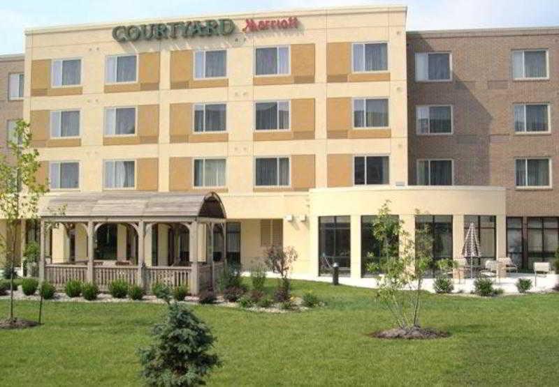 Courtyard Louisville Northeast Esterno foto