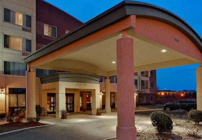 Courtyard Louisville Northeast Esterno foto